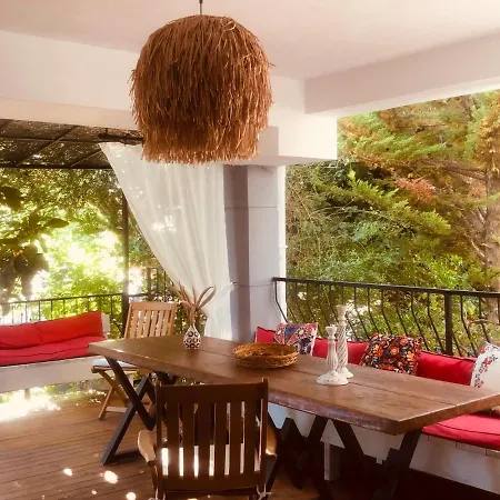 Sakiz Kizi Butik Bed & Breakfast